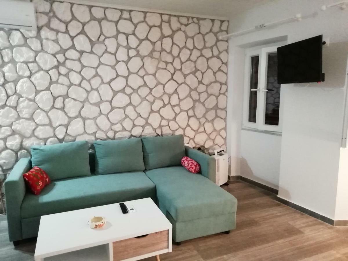 C & A House Apartment Corfu  Luaran gambar